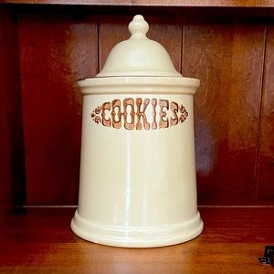 Pfaltzgraff Cookie Jar Vintage Stoneware Village